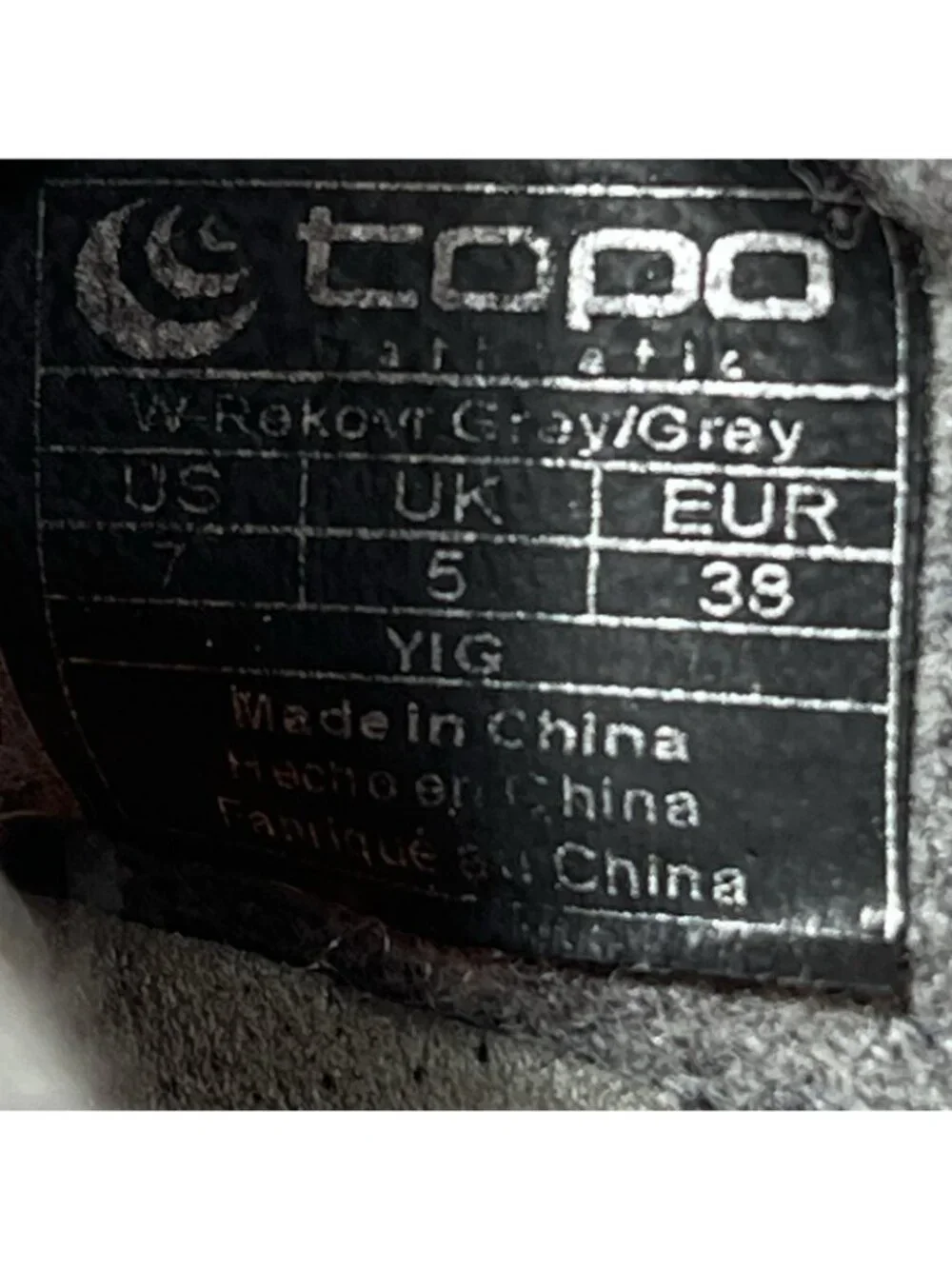 Topo Athletic Rekover Low Top Women Size 7 Grey Running Shoes